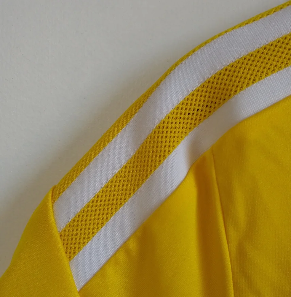 ☆ ADIDAS Yellow Jersey T-shirt